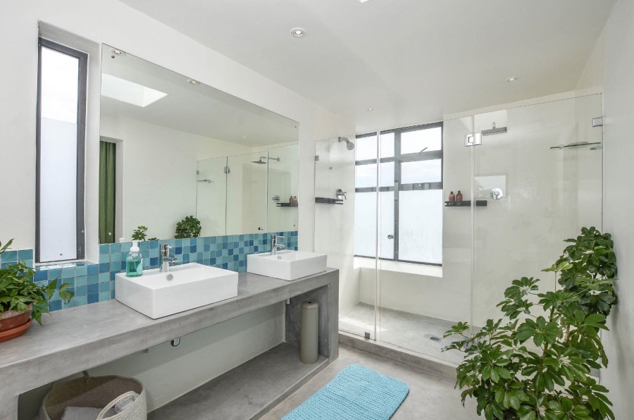 4 Bedroom Property for Sale in Sunset Beach Western Cape